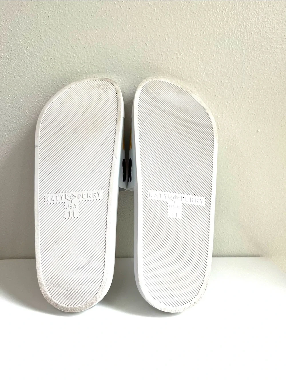 Katy Perry Collections X Peeps Bunny Slides Sandals Round Toe Wht/Mul EUC SZ 11